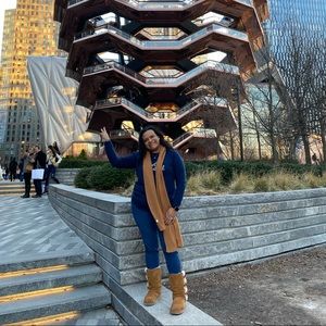 Meet your Posher, Chris